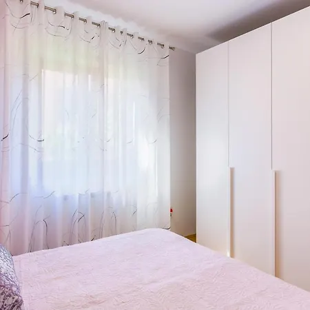 Apartamento Marijan 2 *