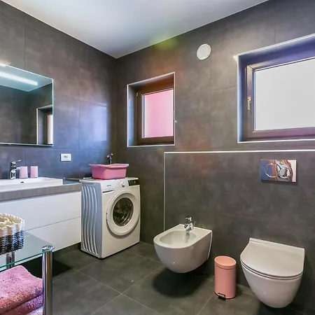 Marijan 2 Apartment Medulin